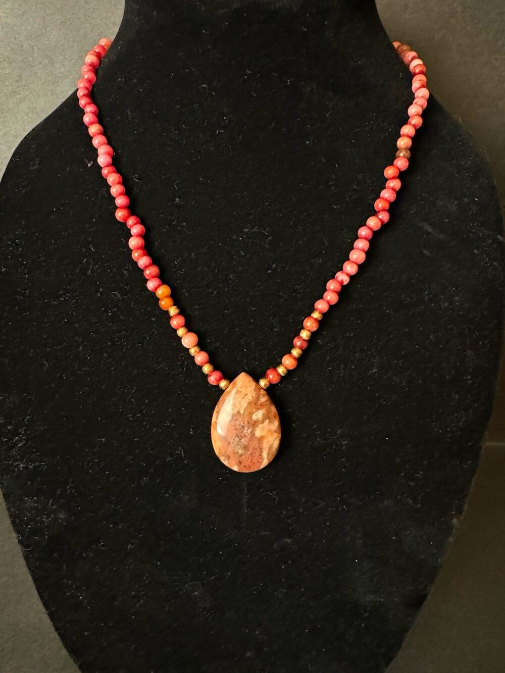 Pink Brown Stone Beaded Necklace Teardrop Charm Pendant Toggle 19in